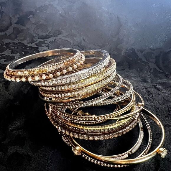 An Armful of Sparkly, Shiny Bangles - Picture 8 of 8